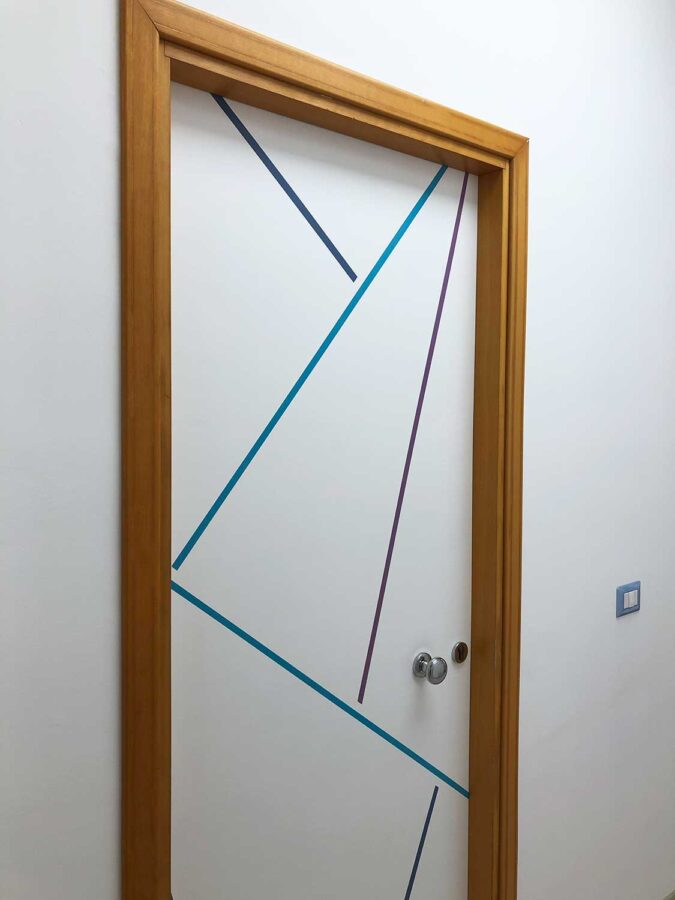 porta dipinta bianco